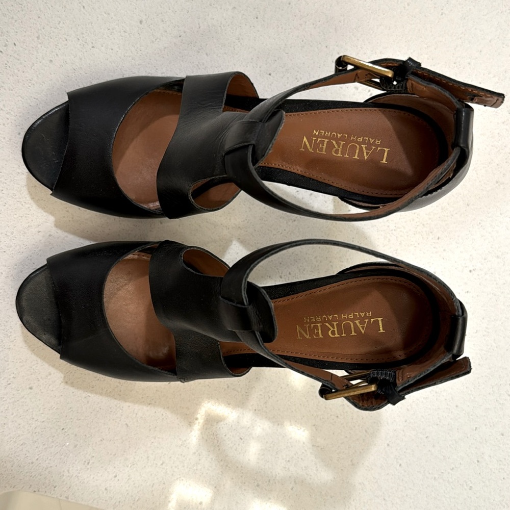 Lauren Ralph Lauren ankle strap 4” heels